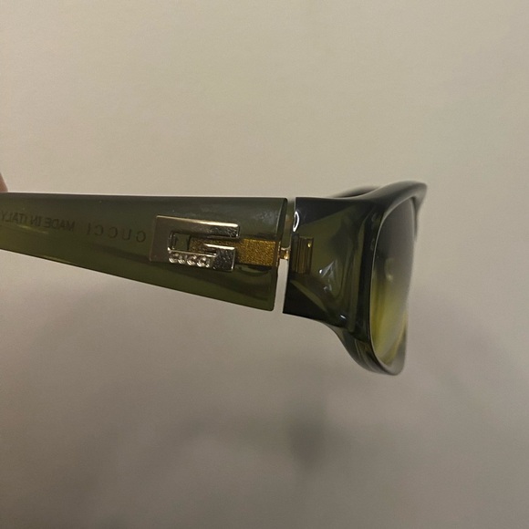 Gucci Vintage Green Sunglasses 2456 / S Gently Used 1990s - Picture 3 of 6